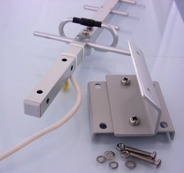 x-pol-bracket-fitting-0