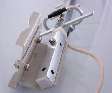 x-pol-bracket-fitting-1